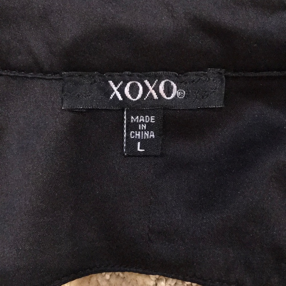 Blouse - Picture 2 of 3